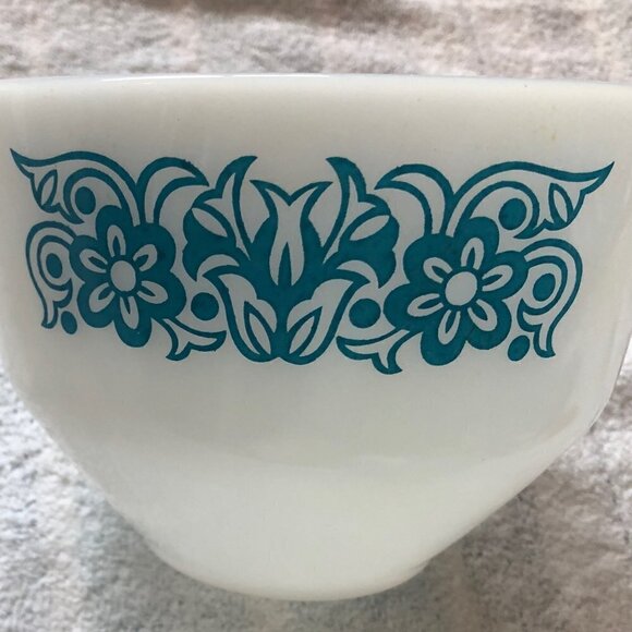 Fire King Milk Glass Bowl - rare teal retro design - Picture 2 of 6